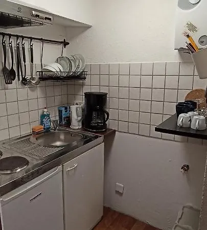 Monteurswohnungen In Zentral Appartamento